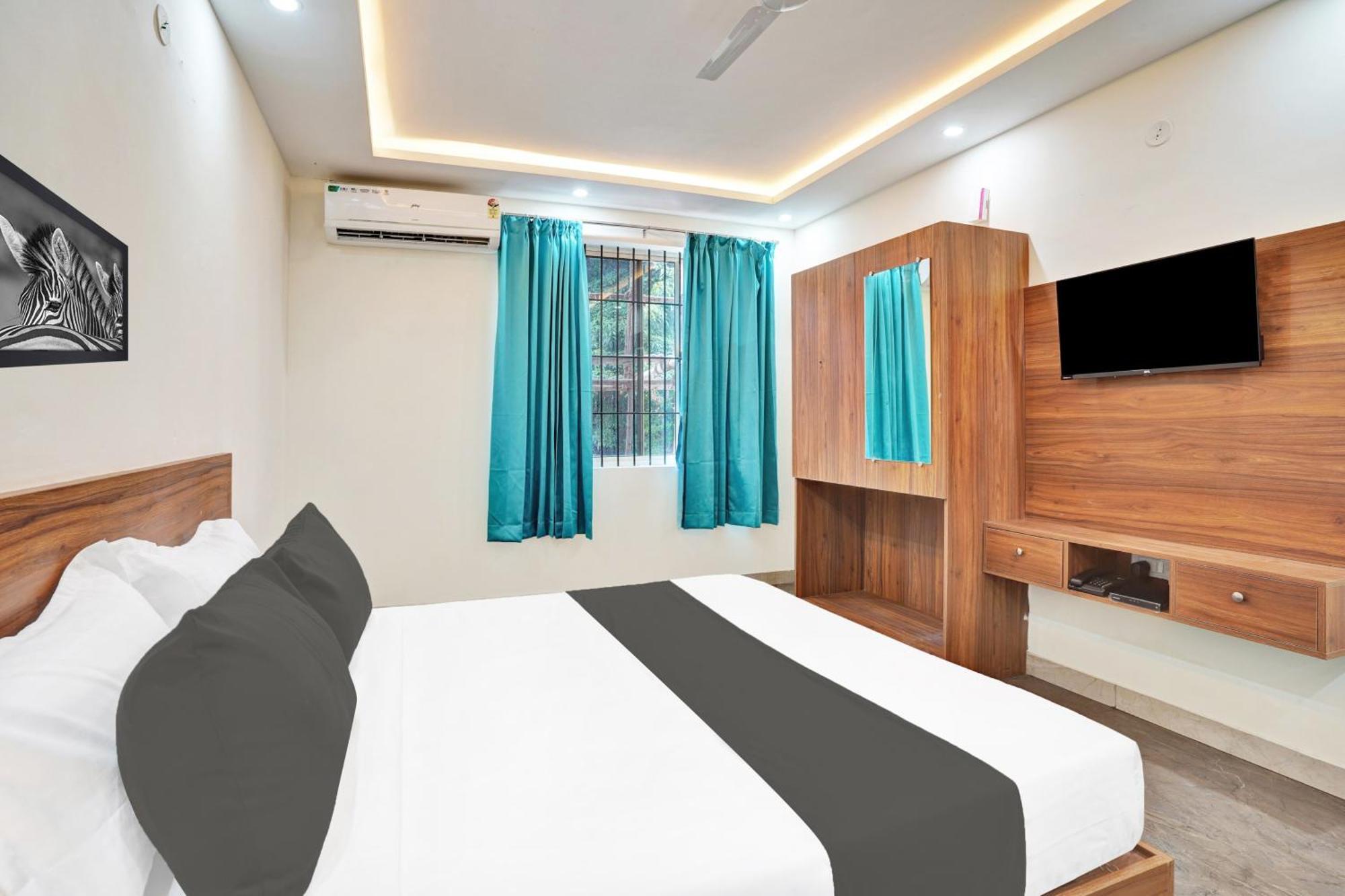 Hotel O Gayathri Metro Deluxe 班加罗尔 外观 照片